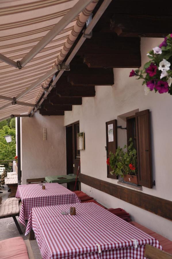 Gasthof Schluff Hostal Soprabolzano Exterior foto